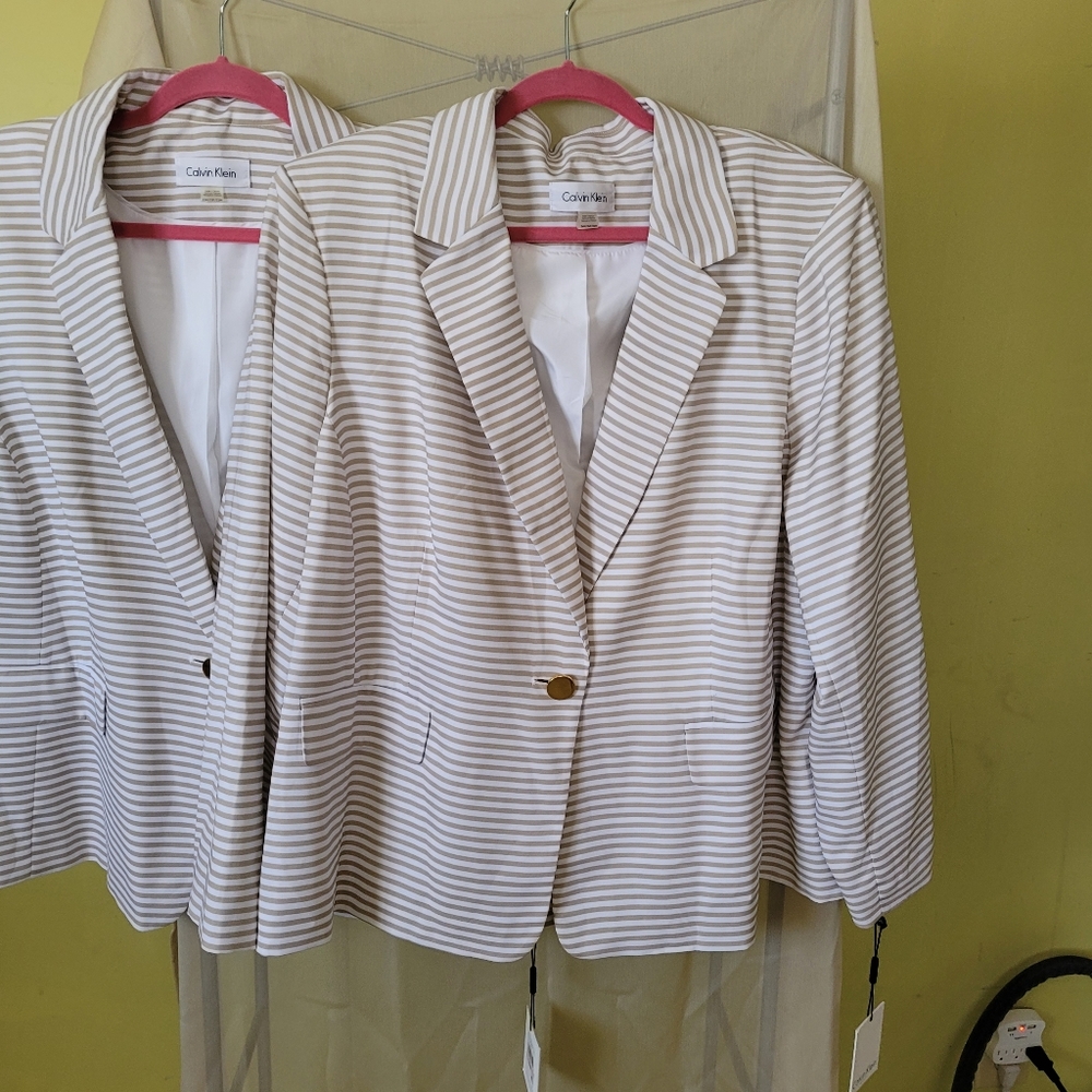 NWT Calvin Klein Ladies Beige/White Stripe Blazer